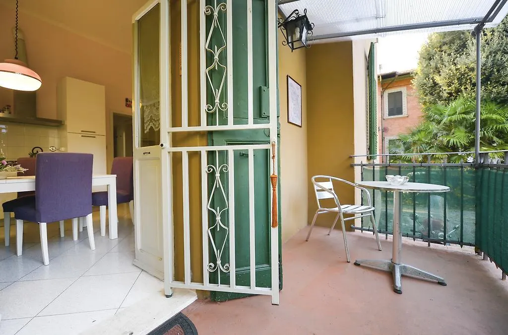 Lägenhet Ur-Nest Alberti - Garden Villa Italien