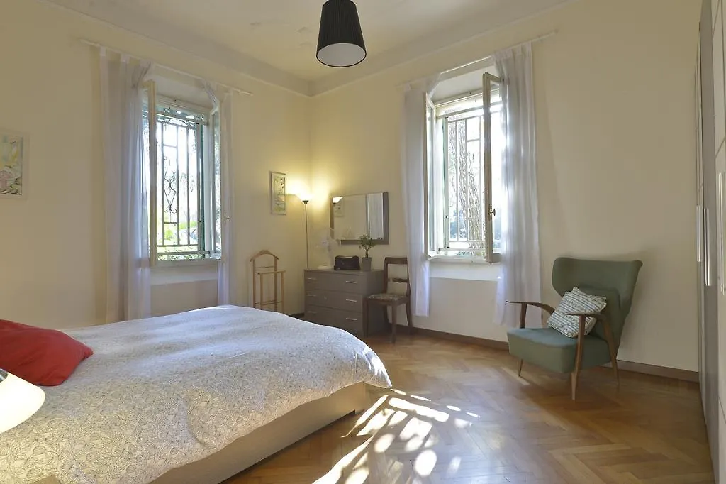 Lägenhet Ur-Nest Alberti - Garden Villa